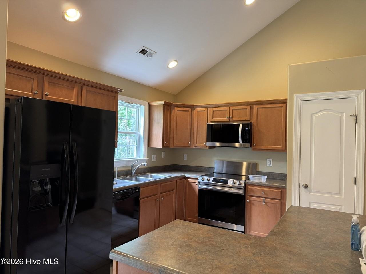 3613 Delesa Ct - Photo 7 of 20