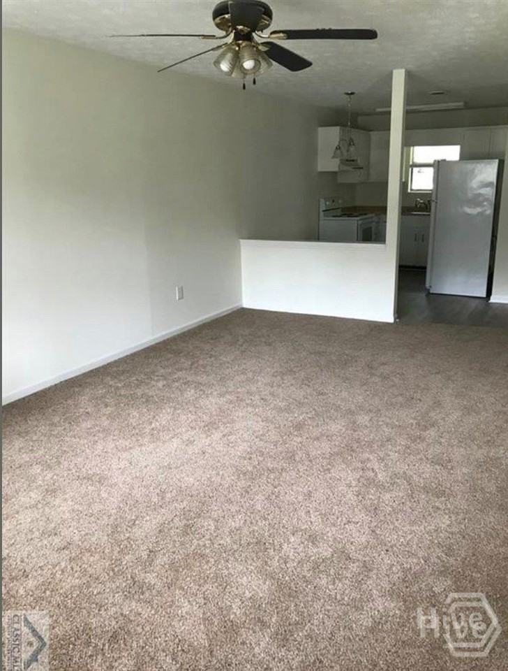 1627 Beaverdam Rd - Photo 2 of 3