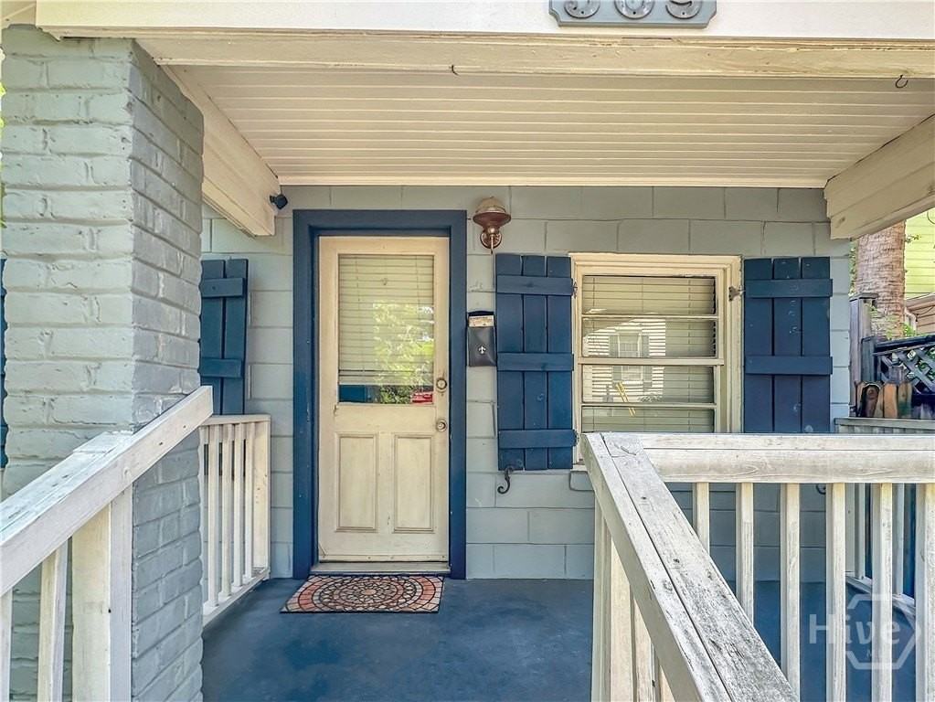 509 E Harris St - Photo 2 of 16