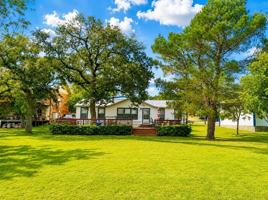 featured image of 691 Beaver St