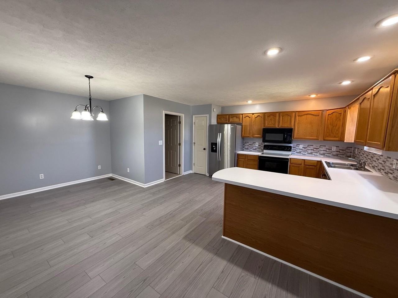 500 Clifton Ct - Photo 6 of 18