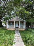 118 N Fowler Ave - Photo 1 of 1
