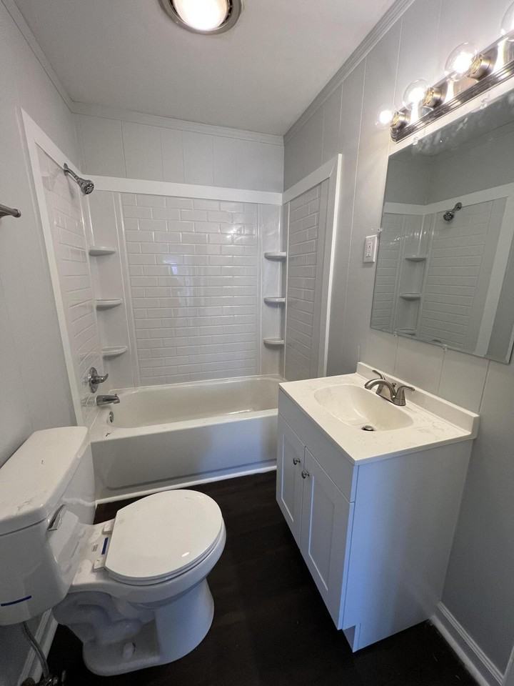 1810 S Main St - Photo 7 of 7