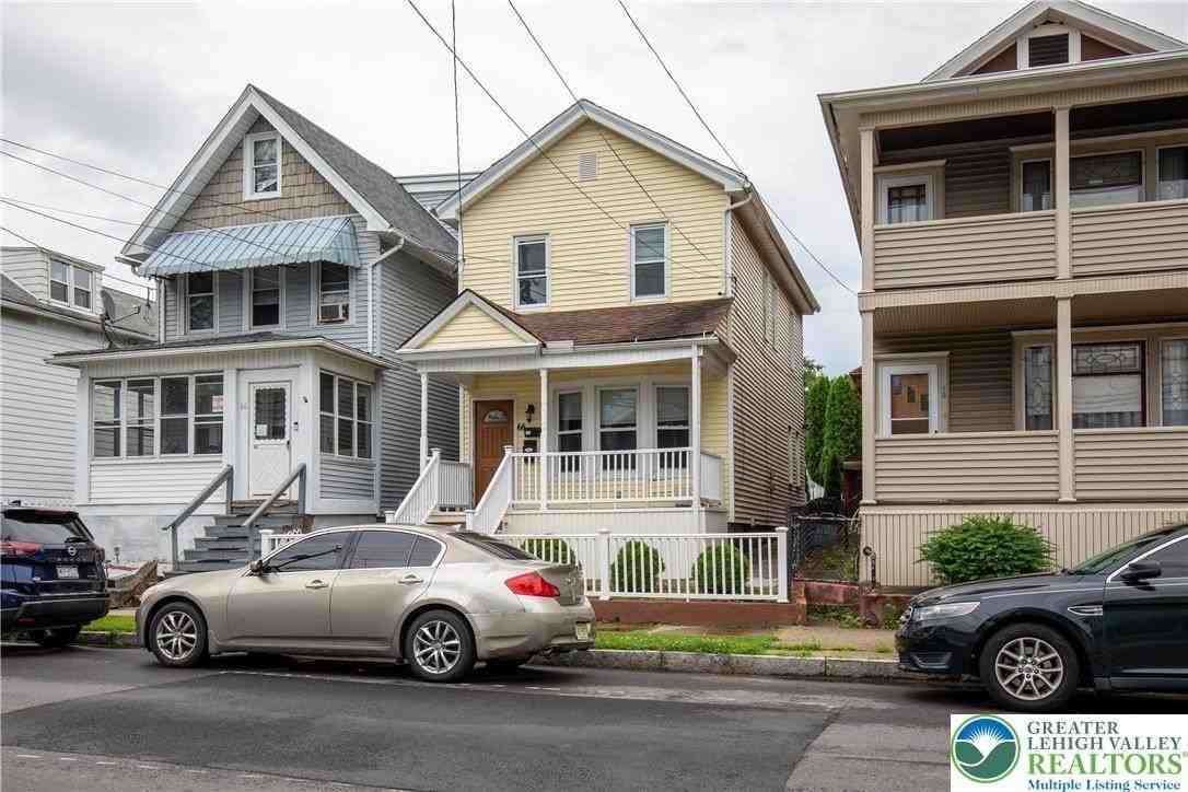 68 S Meade St - Photo 2 of 43