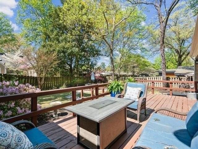 277 Amanda St - Photo 7 of 27