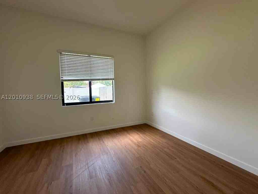 19444 Sw 125th Ave #0 - Photo 7 of 17