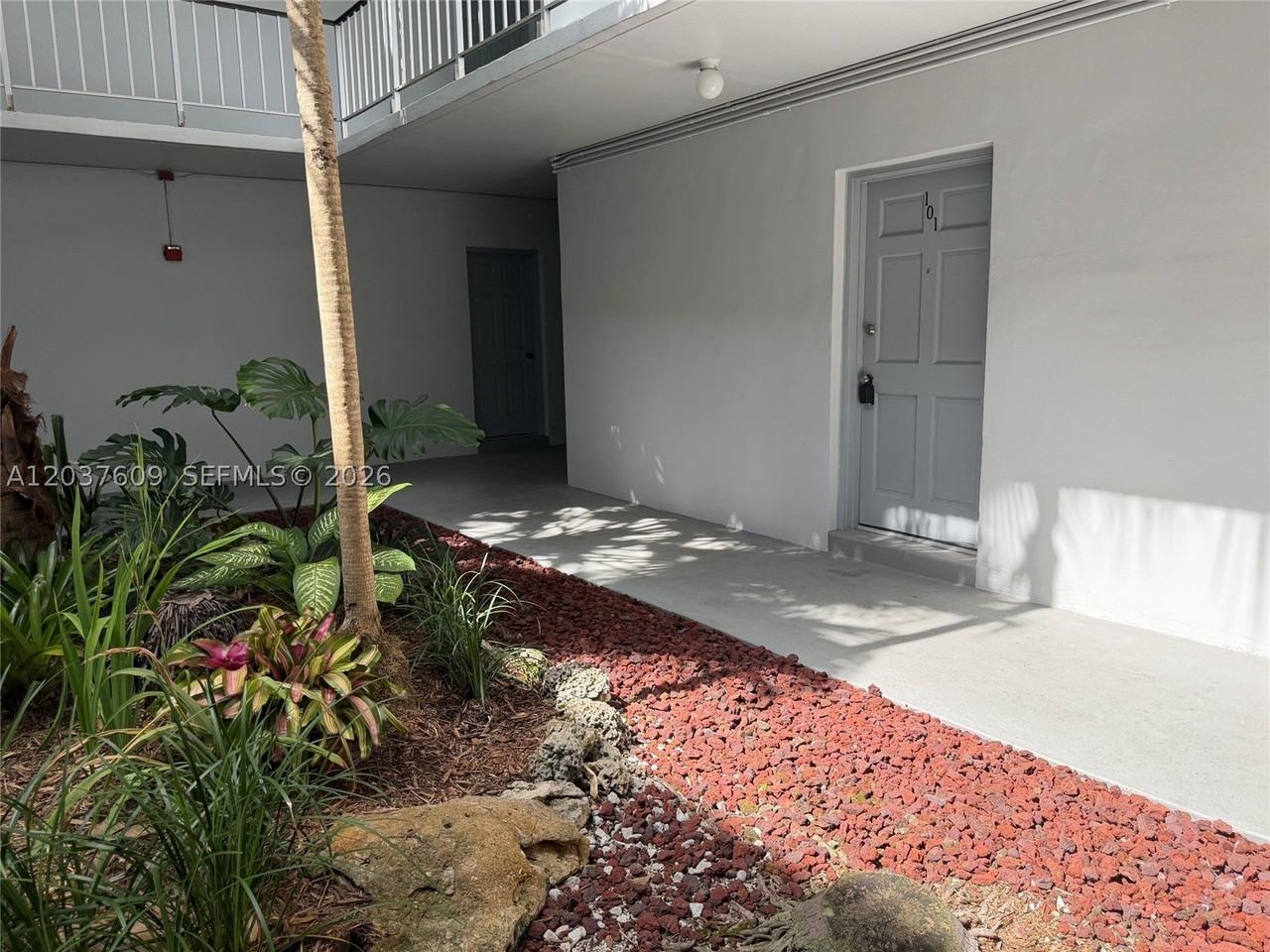 9621 Sw 77th Ave #101B - Photo 2 of 11