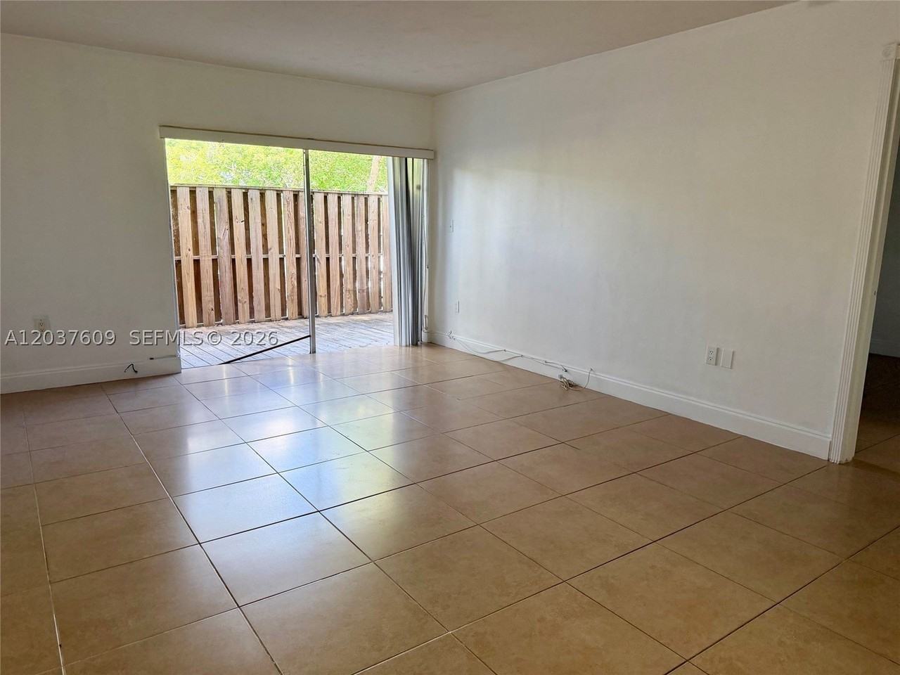 9621 Sw 77th Ave #101B - Photo 4 of 11