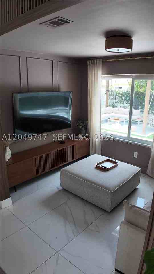 14605 Sw 142nd Pl - Photo 3 of 44