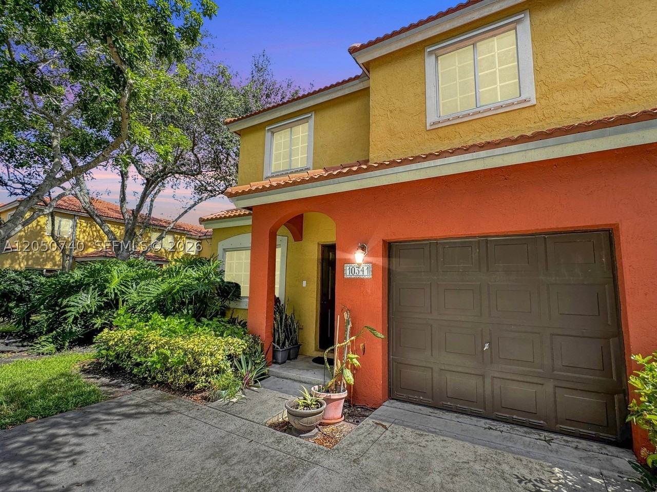 10341 Sw 18th St - Photo 4 of 49