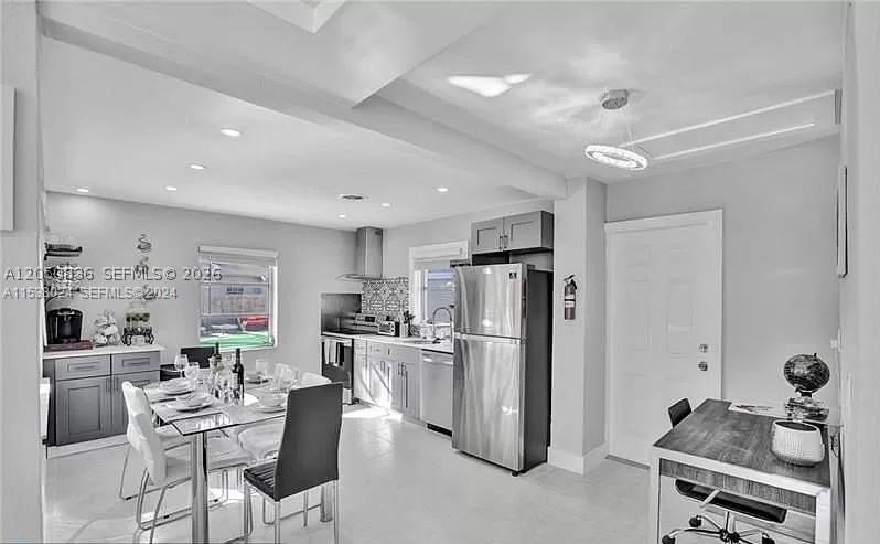 608 N 24th Ave #608