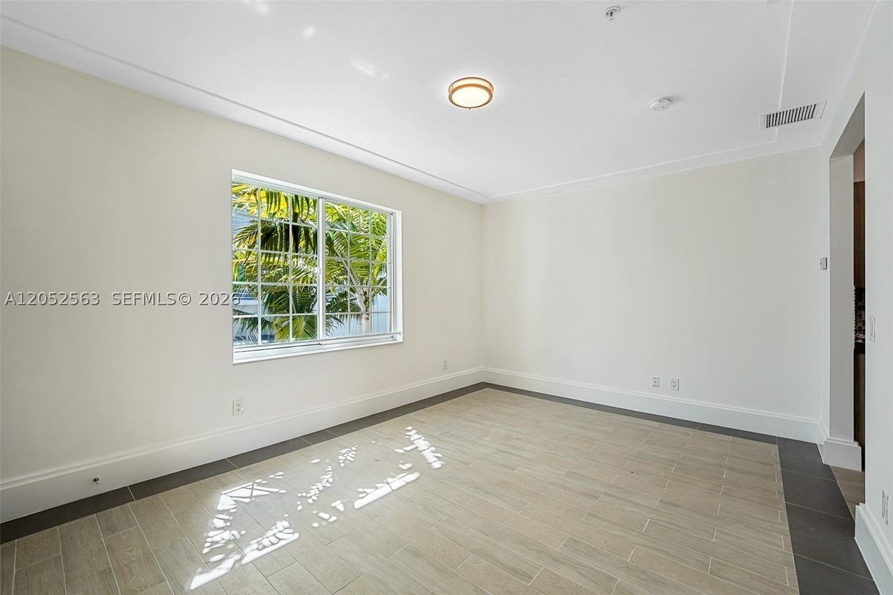 1509 Pennsylvania Ave #9 - Photo 7 of 15
