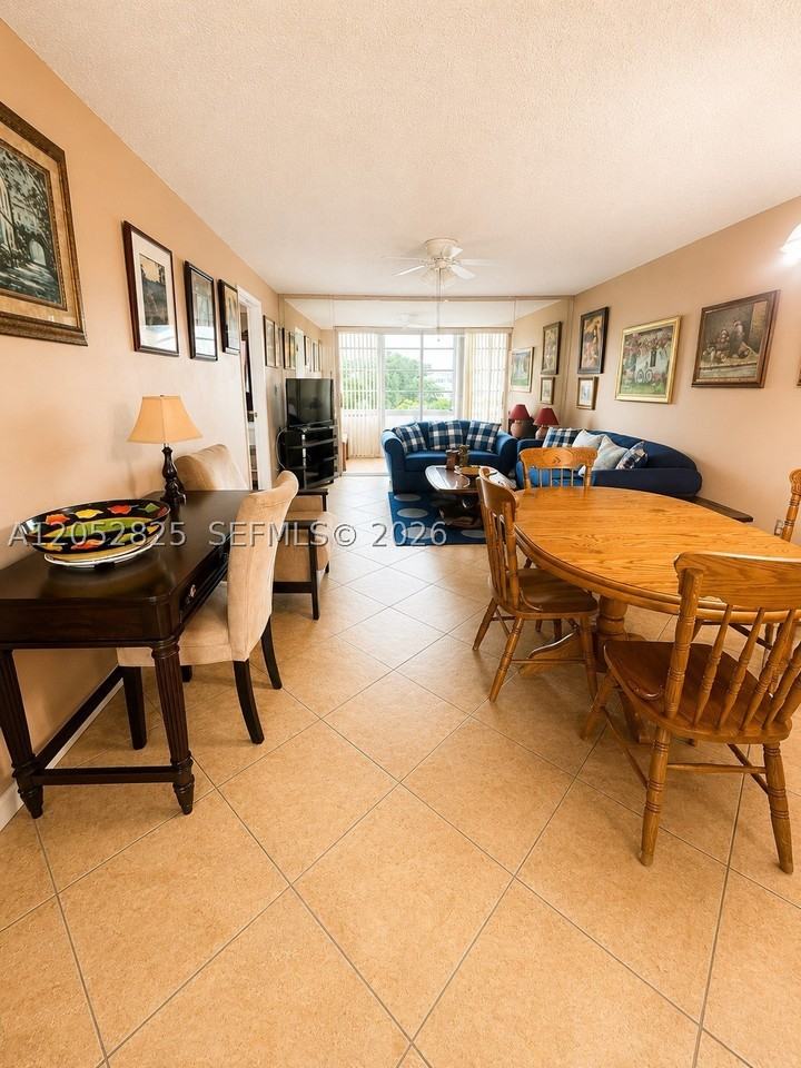 8220 Sunrise Lakes Blvd #309 - Photo 5 of 16