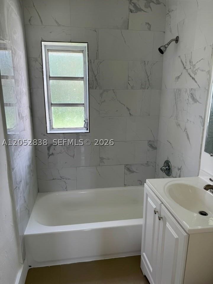 1870 Nw 167th St #1870 - Photo 6 of 6