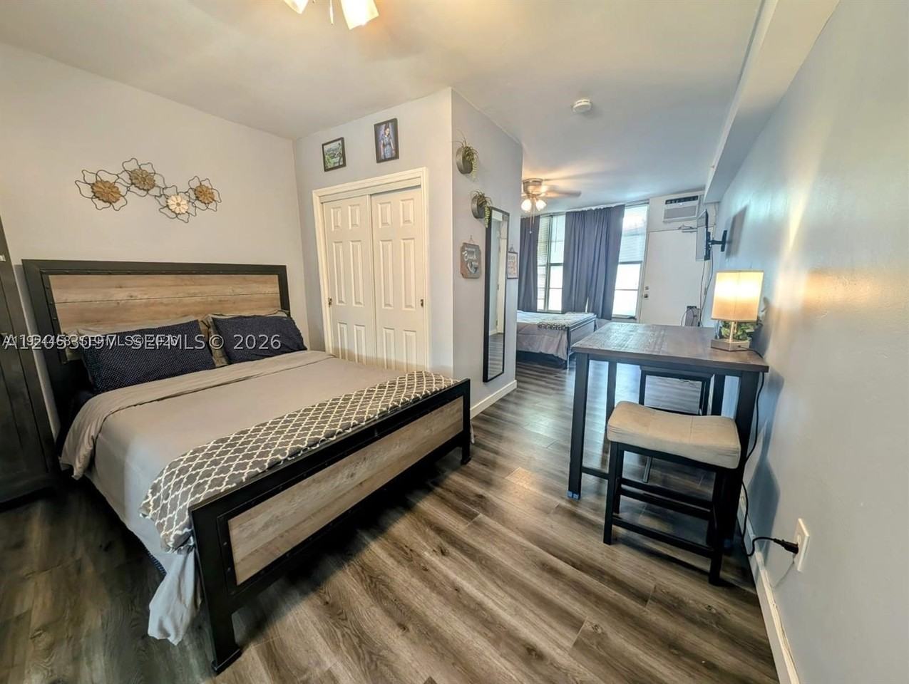 1446 Ocean Dr #44 - Photo 2 of 13
