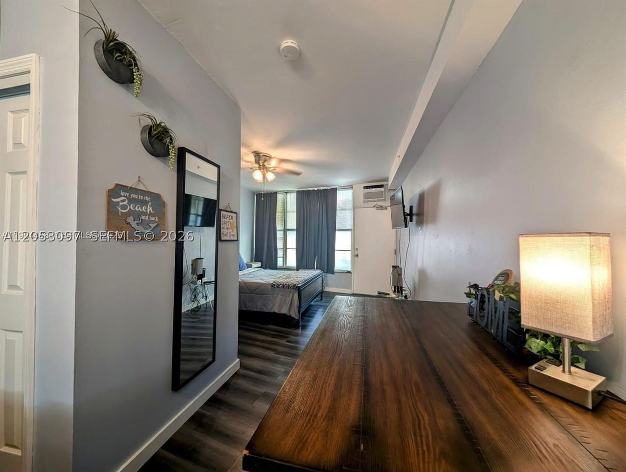 1446 Ocean Dr #44 - Photo 4 of 13