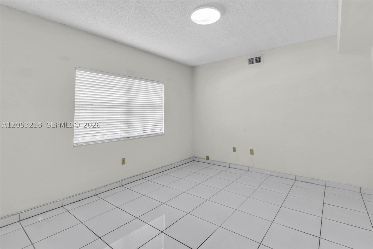 10018 Hammocks Blvd #101-5 - Photo 5 of 17