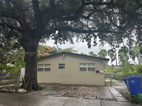 280 Nw 39th St - Photo 1 of 1