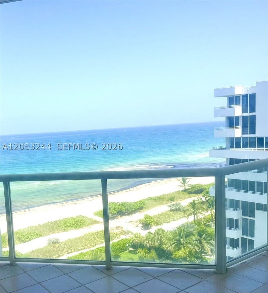 8925 Collins Ave #11J