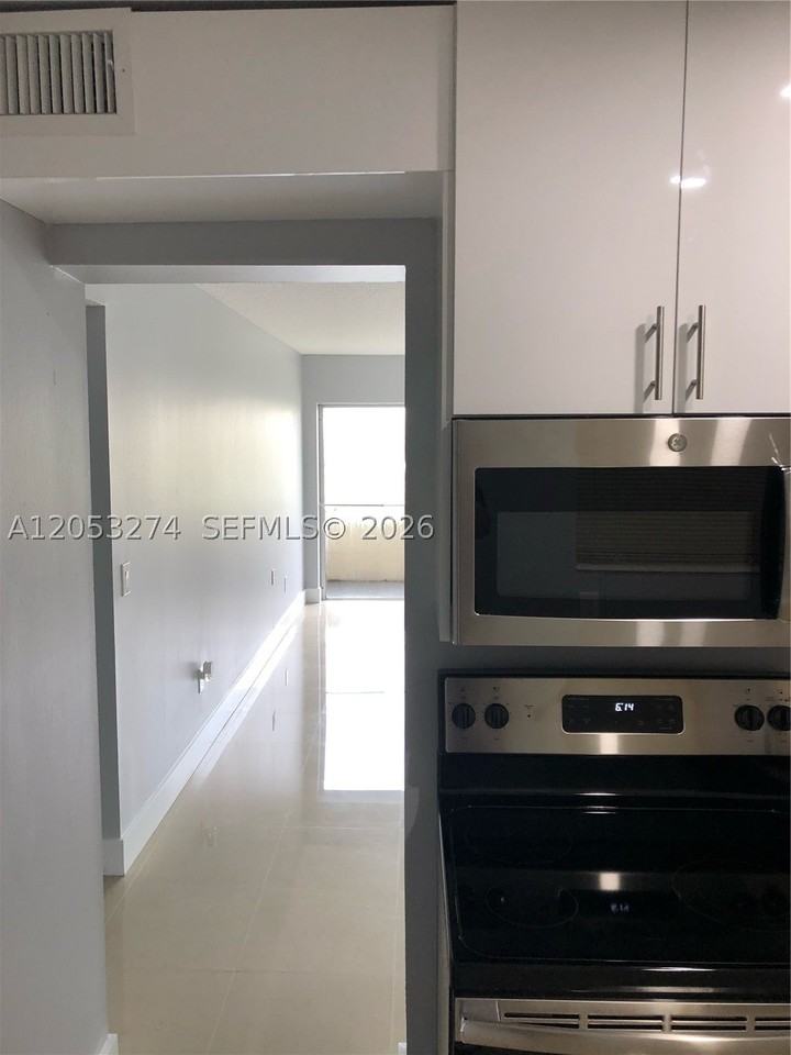 7787 Sw 86th St #E203 - Photo 6 of 28