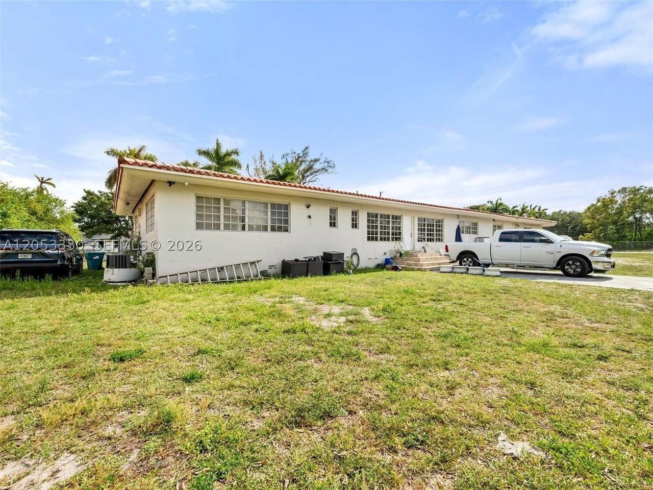 1895 Nw 175th St - Photo 3 of 16