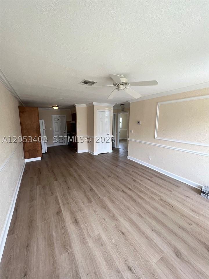 8701 Nw 38th Dr #B1 - Photo 2 of 8