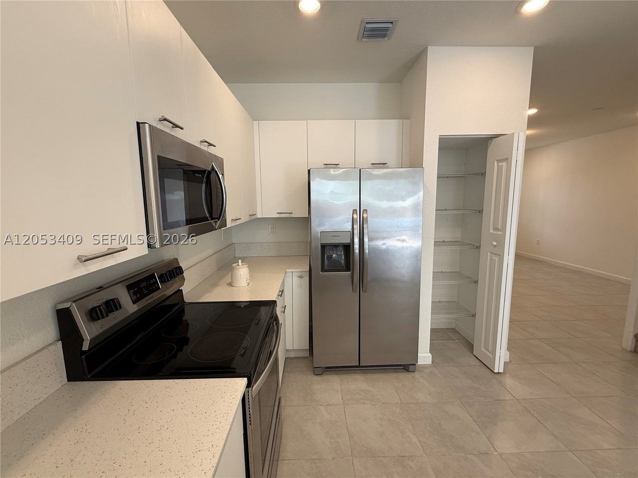 12845 Nw 24th Ave #0 - Photo 4 of 48