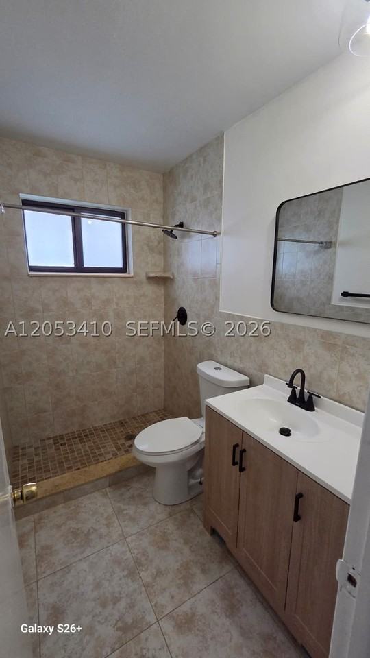 400 Holloway Dr #400 - Photo 2 of 11