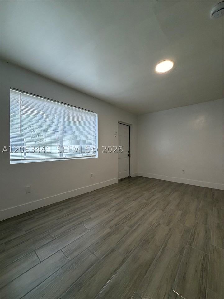 60 Nw 71st St #6 - Photo 6 of 8