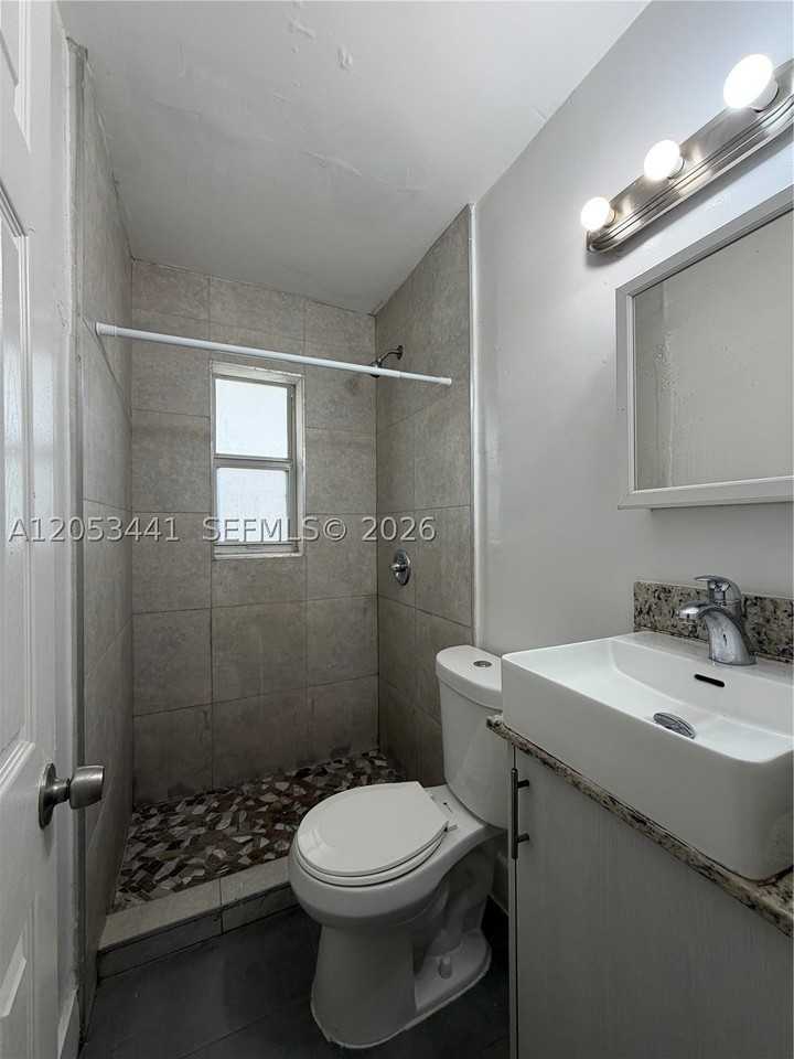 60 Nw 71st St #6 - Photo 7 of 8