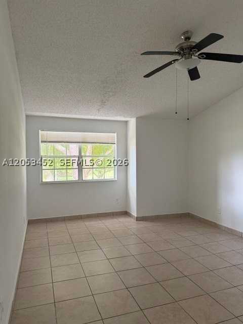 18314 Nw 68th Ave #K - Photo 6 of 14