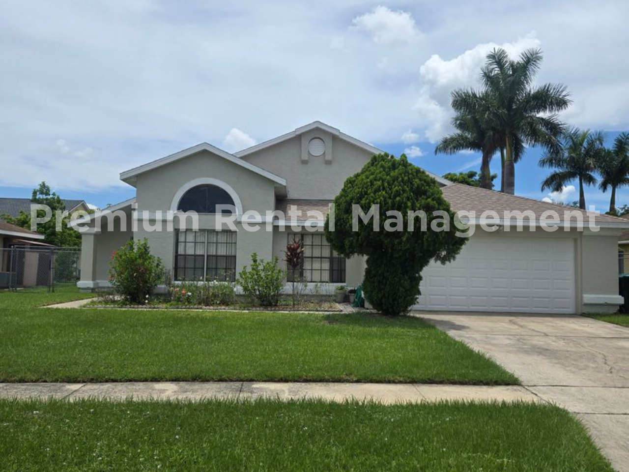 838 Honolulu Woods Ln