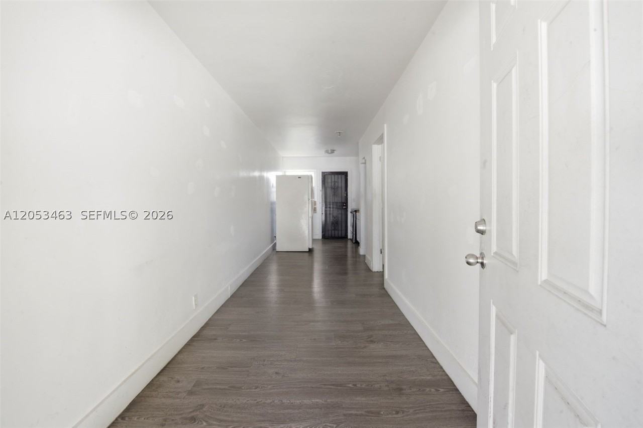 7410 Nw Miami Pl #7414 - Photo 2 of 11