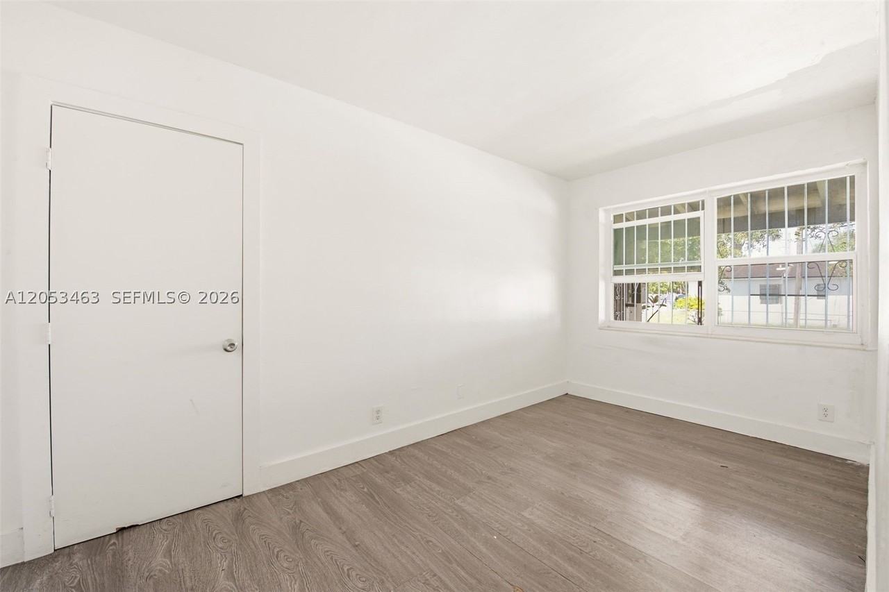 7410 Nw Miami Pl #7414 - Photo 5 of 11