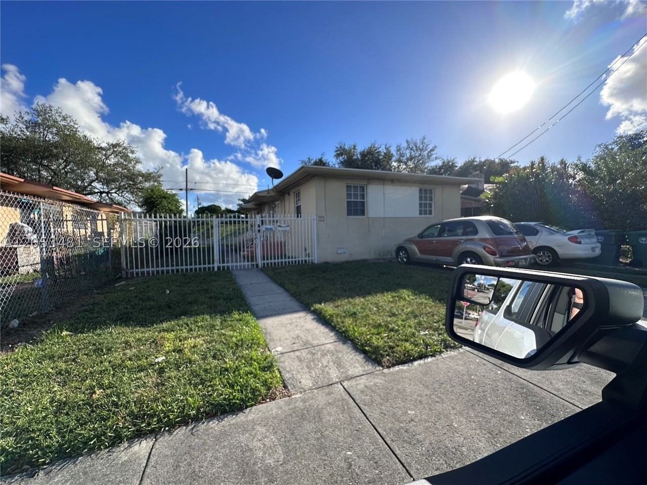 1220 Nw 53rd St #1222 - Photo 2 of 7