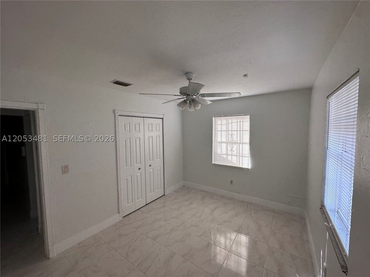 1220 Nw 53rd St #1222 - Photo 4 of 7