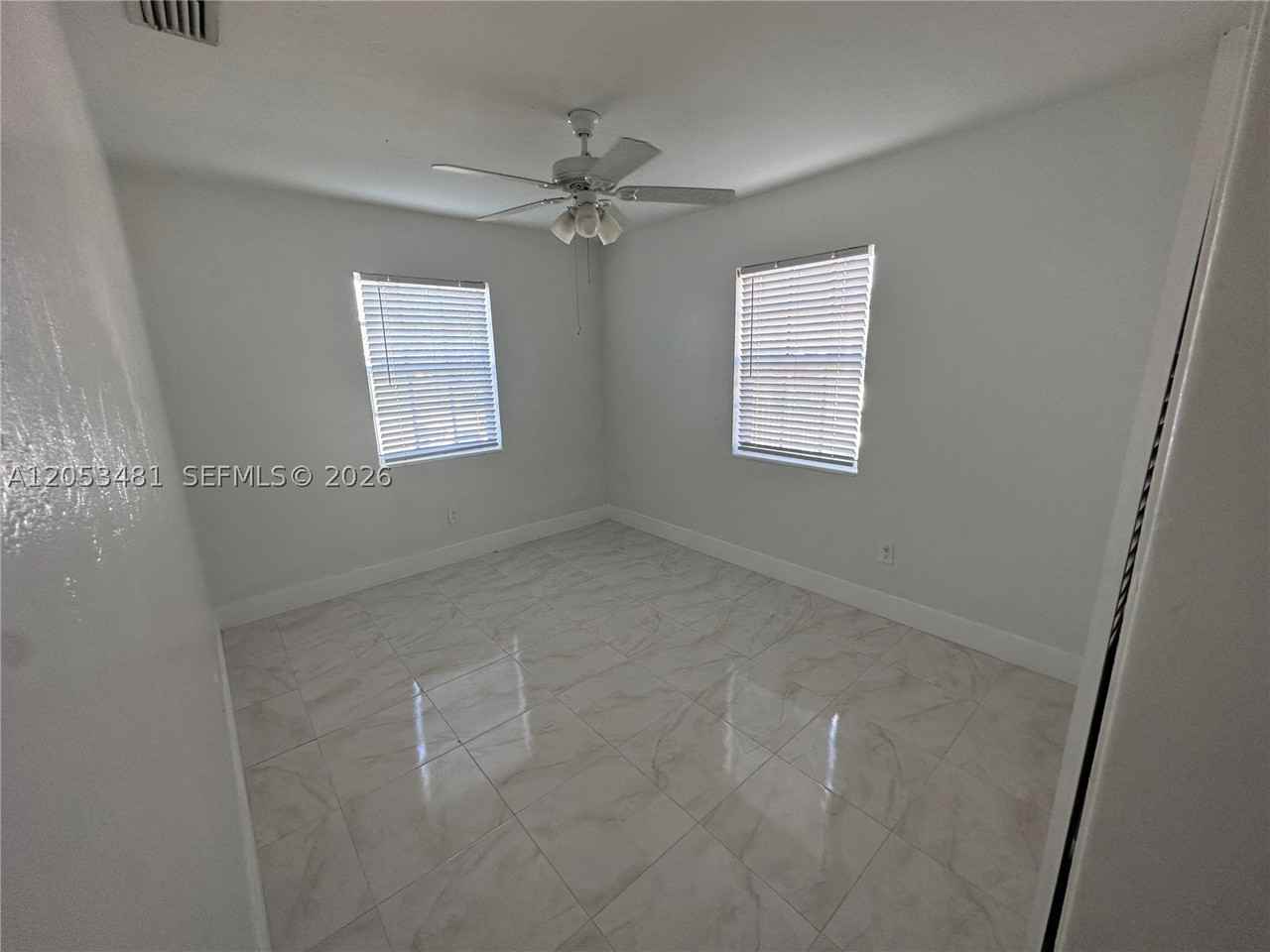 1220 Nw 53rd St #1222 - Photo 5 of 7