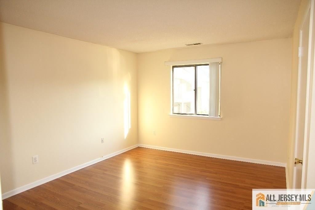 9006 Tamarron Dr - Photo 6 of 14