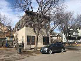 321 Bates Ave - Photo 1 of 1