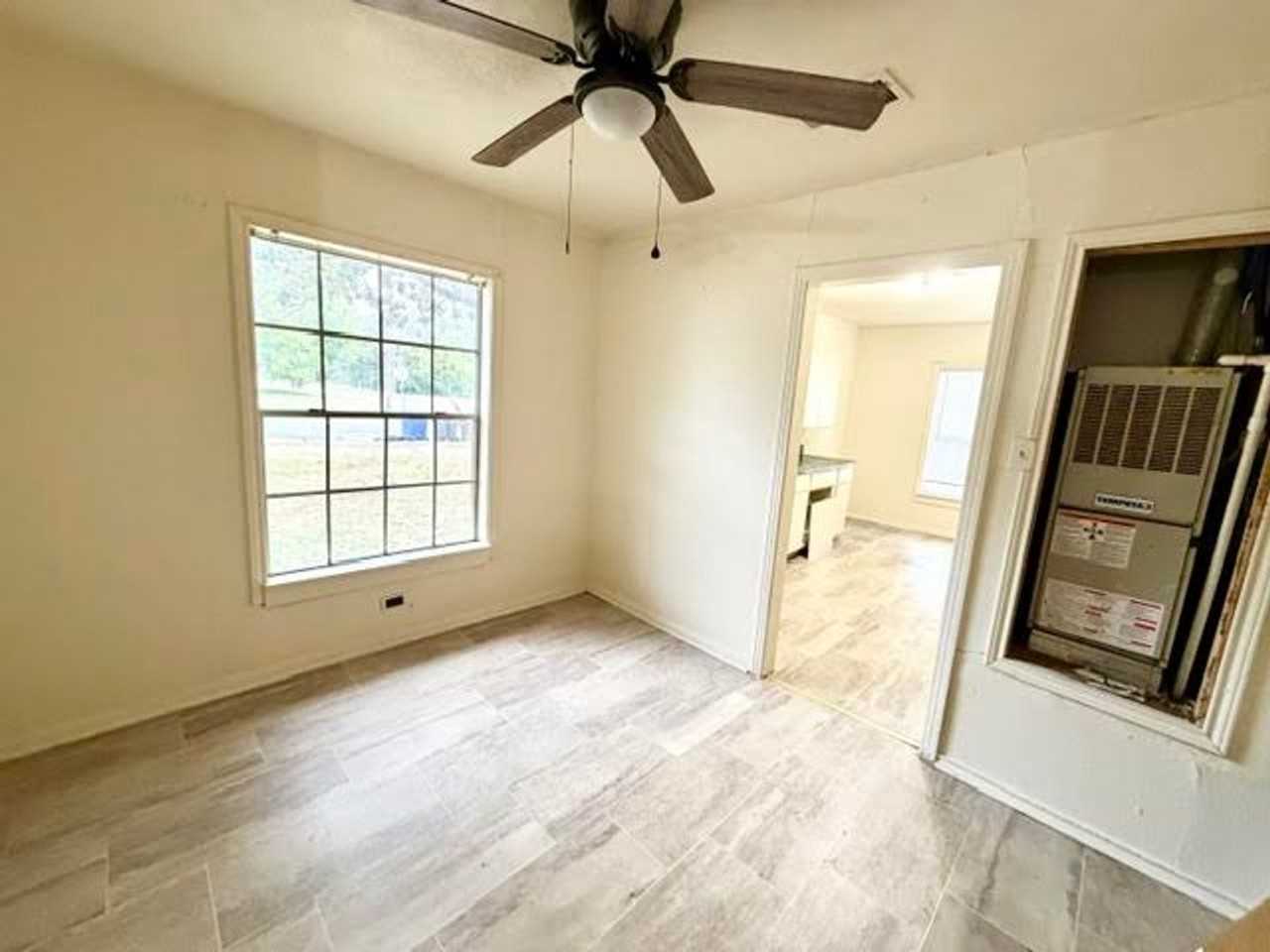 600 Camp Dr - Photo 4 of 14