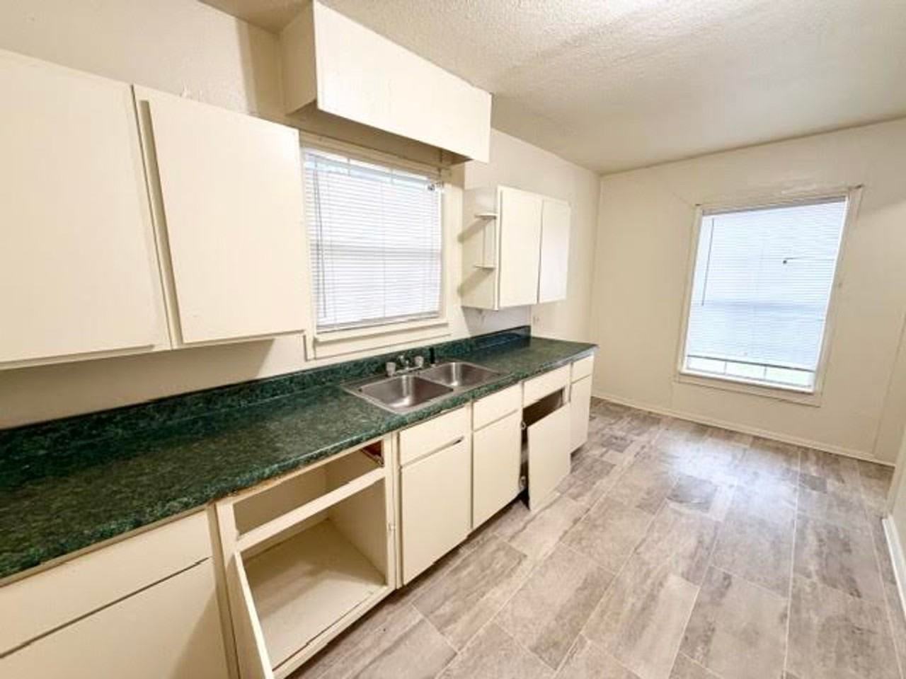 600 Camp Dr - Photo 5 of 14