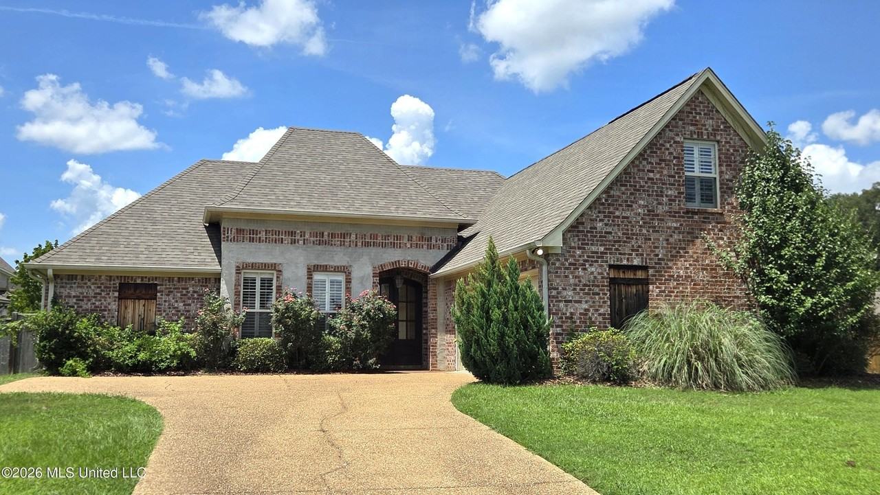 102 Oak Meadow Ct