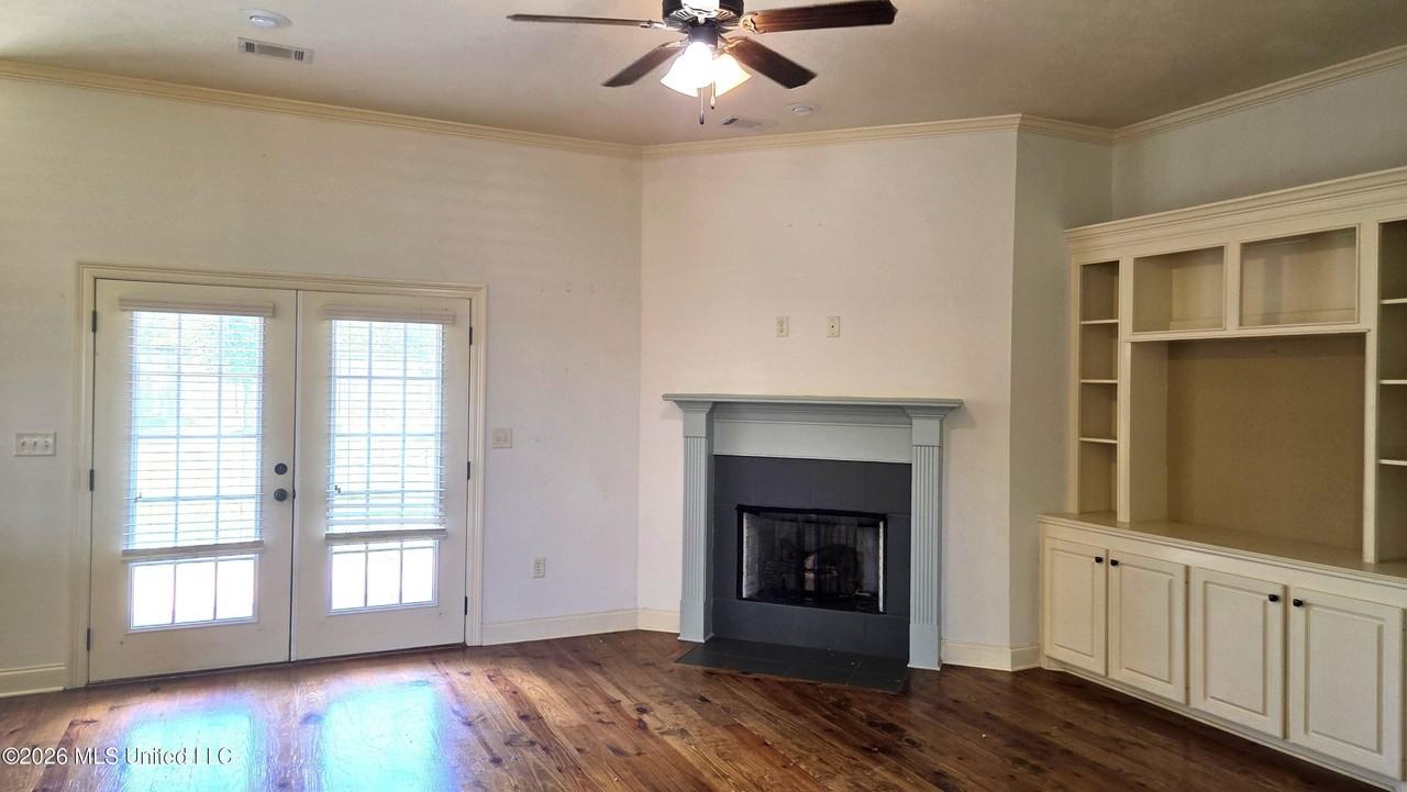 102 Oak Meadow Ct - Photo 5 of 24