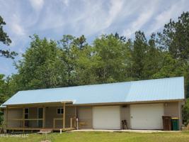 featured image of 20499 Twin Lakes Dr