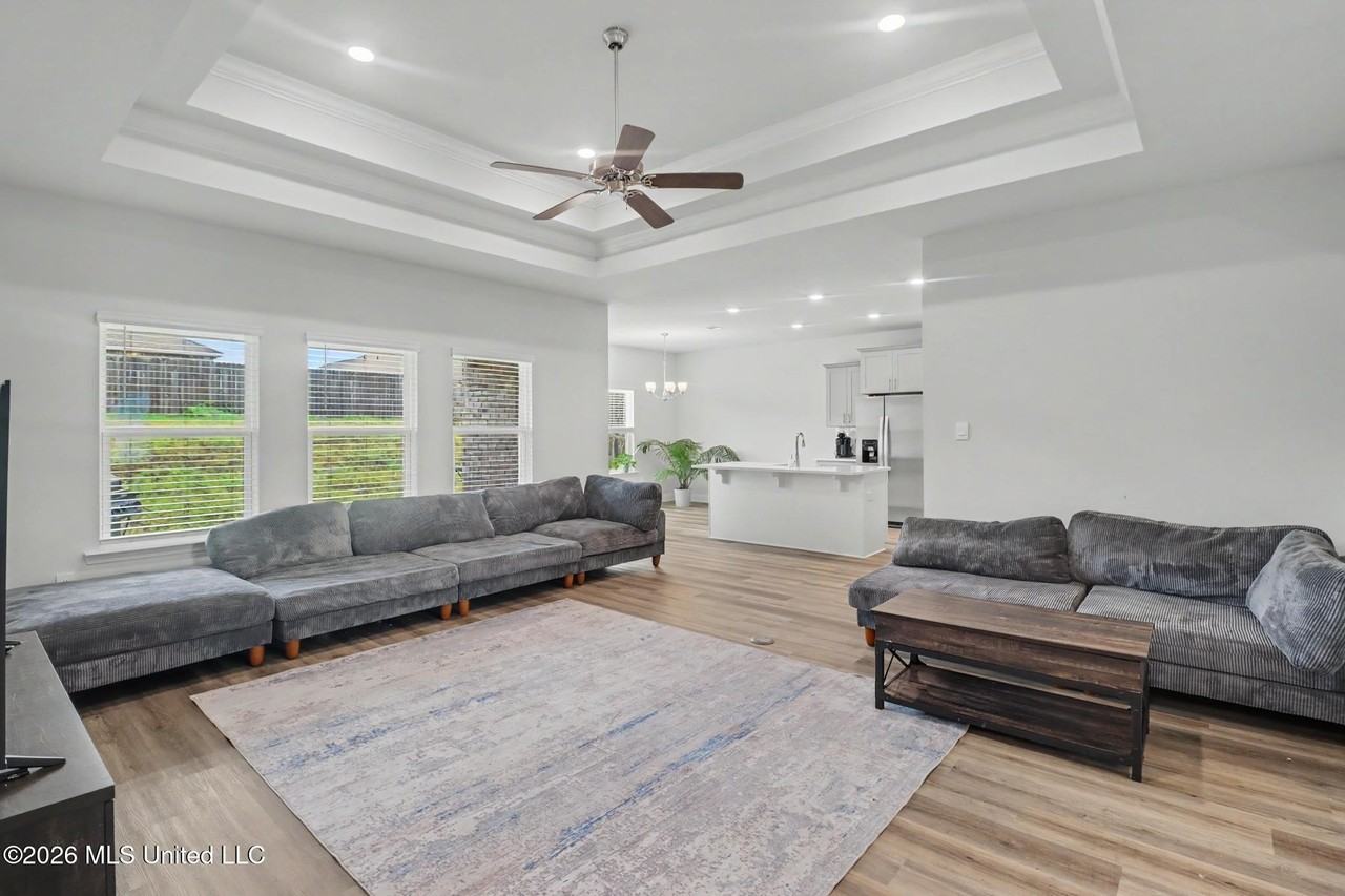 4981 Fern Dr - Photo 4 of 22