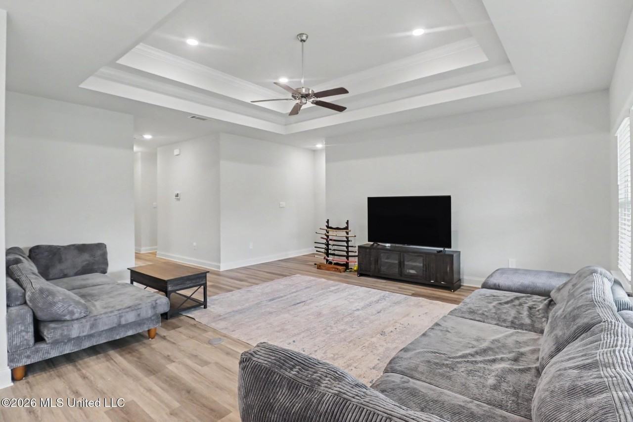 4981 Fern Dr - Photo 5 of 22