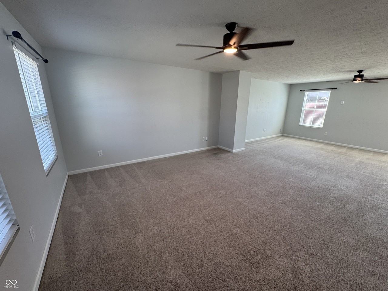 204 Dietz Dr - Photo 3 of 38