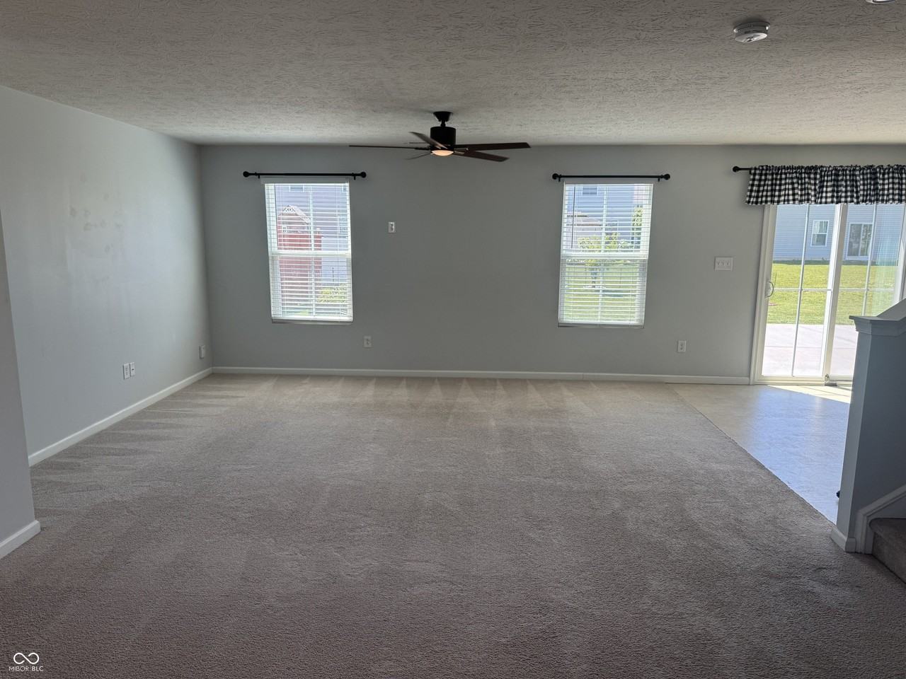 204 Dietz Dr - Photo 4 of 38