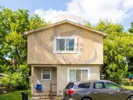 featured image of 2145 E Mclean Ave