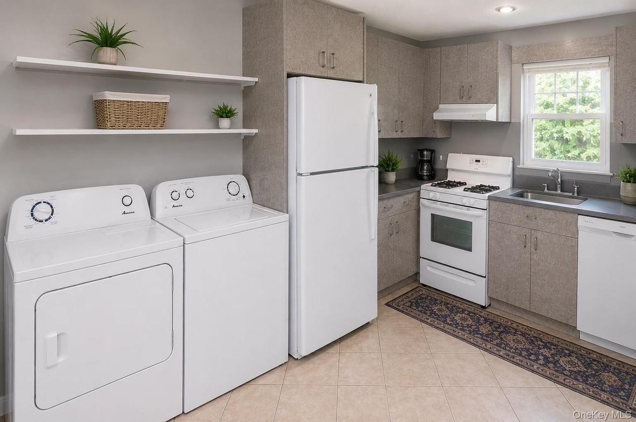 34 Lenox Ave #2ndFL - Photo 5 of 11
